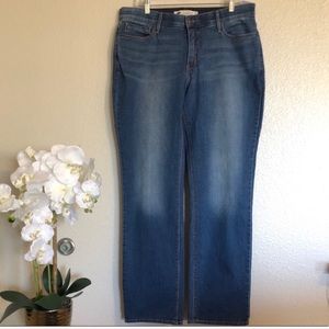 Levi’s 525 Straight Leg Jean Size 16